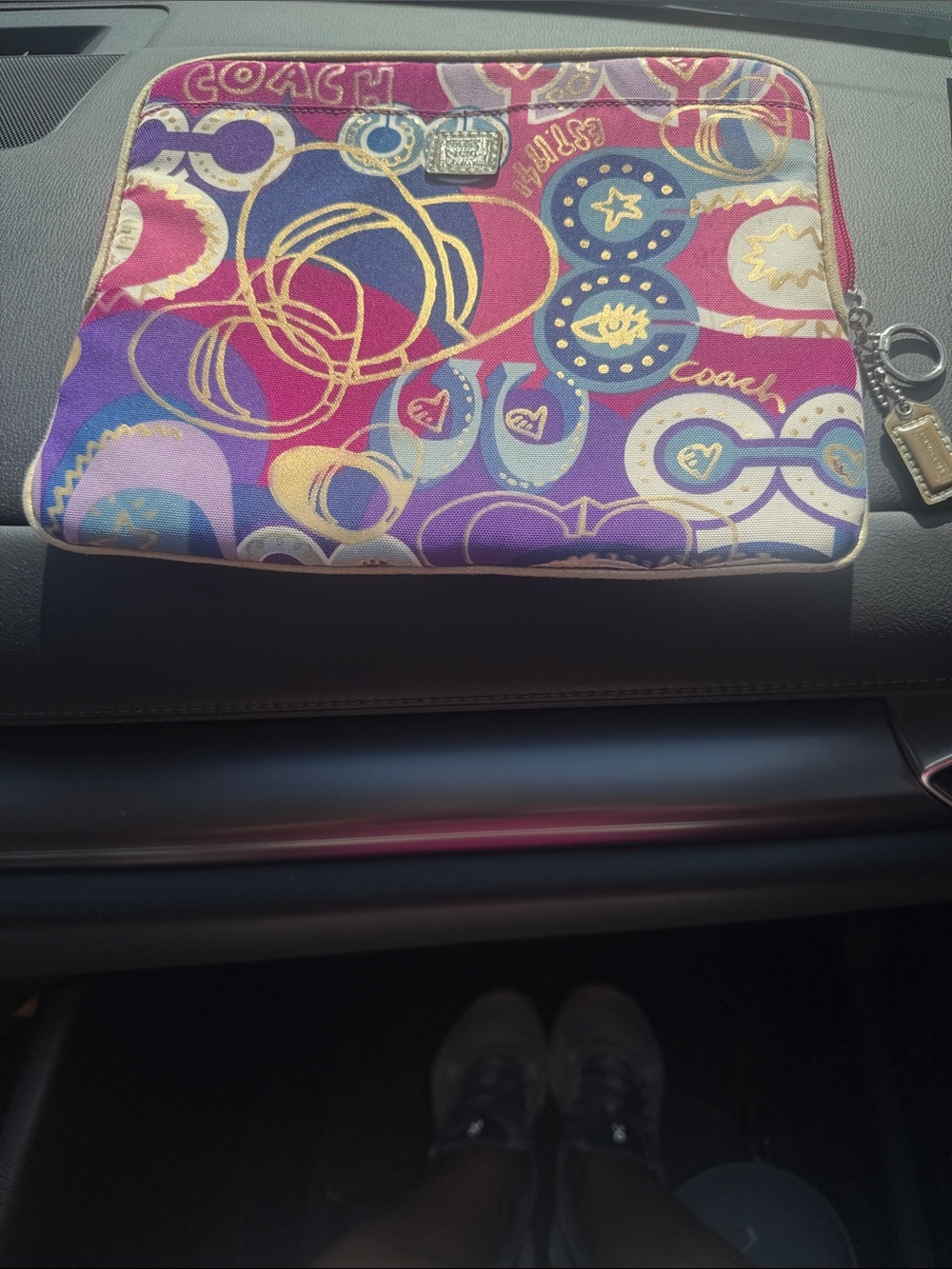 Vtg Y2K Coach Poppy Pop C Metallic Graffiti Zip Padded Tablet Case